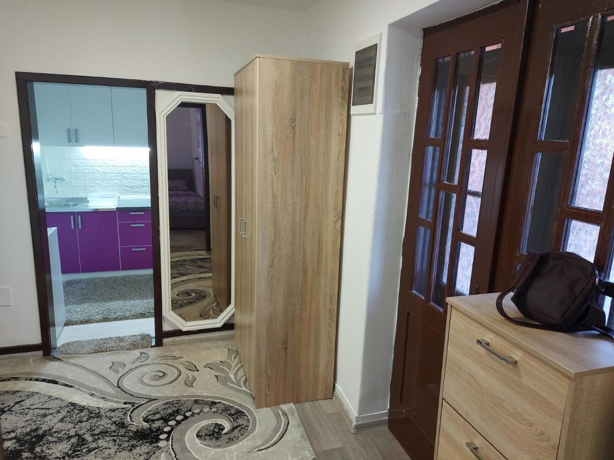 Lovely, Neat And Quite Apartment Dalia, Private Parking ซาราเยโว ภายนอก รูปภาพ