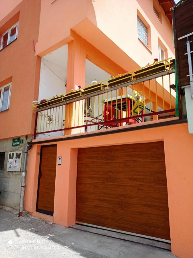 Lovely, Neat And Quite Apartment Dalia, Private Parking ซาราเยโว ภายนอก รูปภาพ