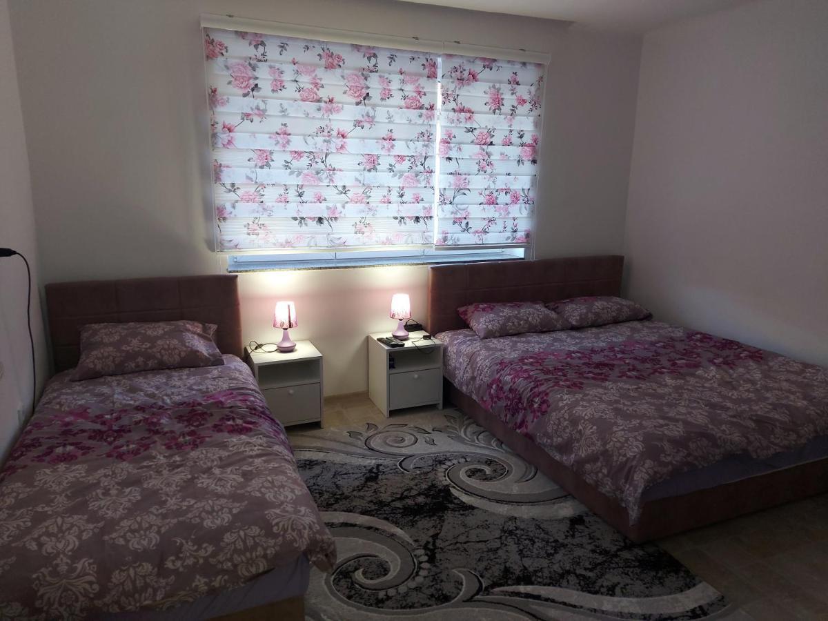 Lovely, Neat And Quite Apartment Dalia, Private Parking ซาราเยโว ภายนอก รูปภาพ