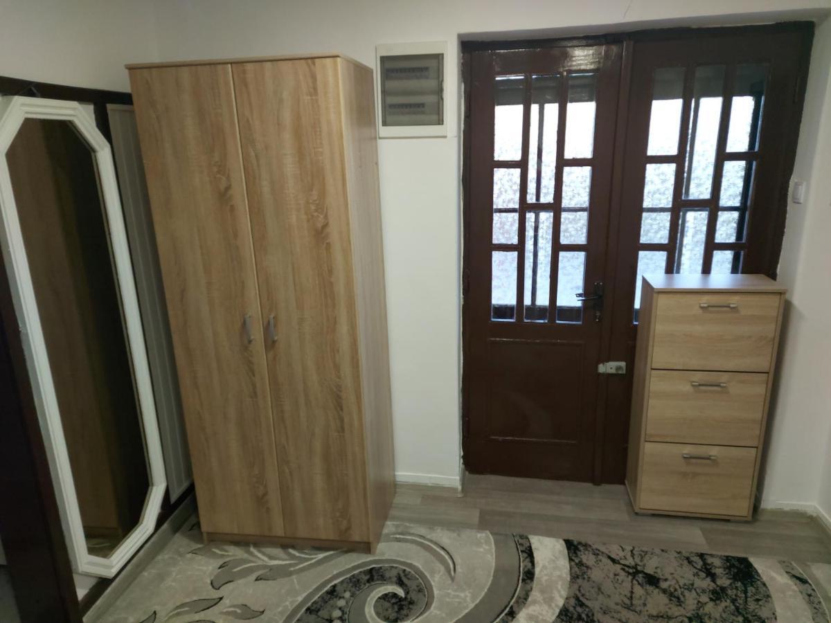 Lovely, Neat And Quite Apartment Dalia, Private Parking ซาราเยโว ภายนอก รูปภาพ