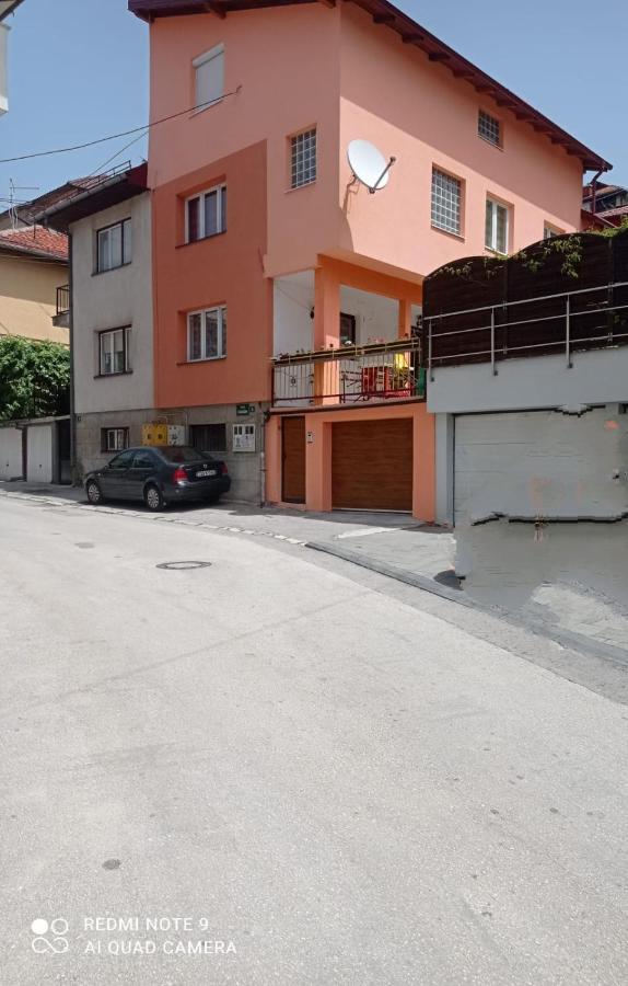 Lovely, Neat And Quite Apartment Dalia, Private Parking ซาราเยโว ภายนอก รูปภาพ