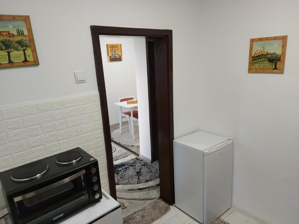 Lovely, Neat And Quite Apartment Dalia, Private Parking ซาราเยโว ภายนอก รูปภาพ
